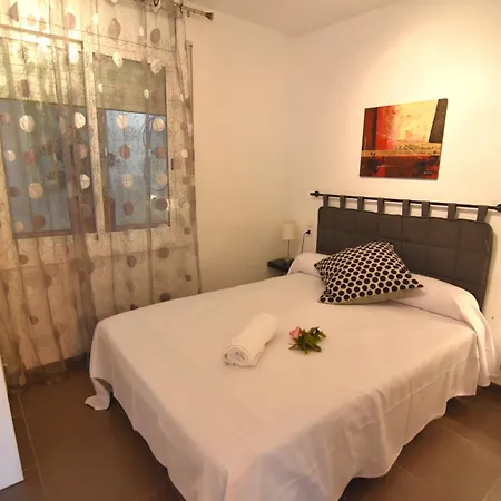 Rnet - Gaudi Centre Apartman