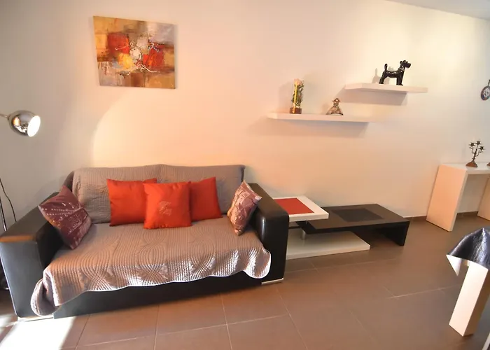 Rnet - Gaudi Centre 罗萨斯